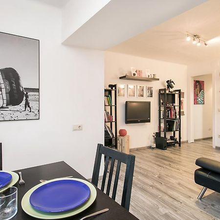 Apartamento Baba Оспиталет де Лобрегат Екстериор снимка