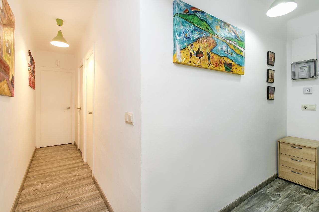 Apartamento Baba Оспиталет де Лобрегат Екстериор снимка